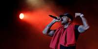 Rapper Booba durante show em Rabat
 16/5/2017   REUTERS/Youssef Boudlal   Foto: Reuters