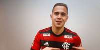 Piris da Motta reforçará o Flamengo nas próximas quatro temporadas (Foto: Staff Images/Flamengo)  Foto: Lance!