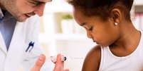 Saiba como será a campanha de vacinação contra sarampo e poliomelite  Foto: didesign021 / iStock