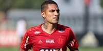 Com lesão na coxa esquerda, Guerrero deve se despedir do Flamengo em baixa (Foto: Gilvan de Souza/Flamengo)  Foto: Lance!