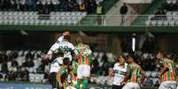 Coritiba e Sampaio Corrêa ficaram no empate sem gols no Couto Pereira  Foto: Reprodução site do Coritiba / Estadão