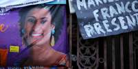 Cartaz de Marielle Franco em protesto no Rio de Janeiro  Foto: Pilar Olivares  / Reuters