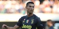 Cristiano Ronaldo em ação na estreia da Juve no Campeonato Italiano  Foto: Marco Luzzani / Getty Images