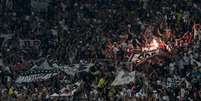 Torcida do Colo-Colo comemora a classificação na Libertadores  Foto: Thiago Bernardes / FramePhoto / Estadão