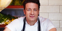 Jamie Oliver agora supervisiona as próprias contas para evitar novo risco de falência  Foto: Divulgação
