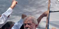 Ex-presidente Luiz Inácio Lula da Silva durante protesto em São Bernando do Campo  Foto: Leonardo Benassatto / Reuters