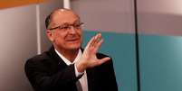 O presidenciável tucano Geraldo Alckmin, dono de uma coligação com oito partidos , afirmou na tarde desta terça-feira, 18, que não tem qualquer "procedência" a sugestão de que uma debandada de sua coligação esteja em curso  Foto: Reuters