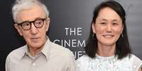 Esposa de Woody Allen, Soon-Yi Previn quebra o sil&ecirc;ncio sobre acusa&ccedil;&otilde;es de ass&eacute;dio e cria&ccedil;&atilde;o abusiva da m&atilde;e, Mia Farrow  Foto: Jamie McCarthy/Getty Images / AdoroCinema