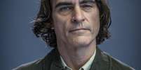 Todd Phillips mostra transformação do ator Joaquin Phoenix em Coringa  Foto: Divulgação / PureBreak