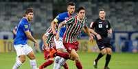 Pedro se machucou na partida contra o Cruzeiro (Foto: LUCAS MERÇON / FLUMINENSE F.C.)  Foto: LANCE!