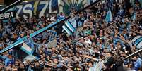 Torcida do Gr&ecirc;mio no duelo contra o Bahia pelo Campeonato Brasileiro  Foto: Richard Ducker / Framephoto / Estad&atilde;o Conte&uacute;do