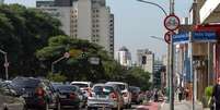 Carros transitam na rua da Consolação, na região central de São Paulo  Foto: Marivaldo Oliveira/Código 19 / Estadão