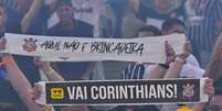 Torcida do Corinthians lotou o Itaquerão na final da Copa do Brasil  Foto: UARLEN VALéRIO / Estadão