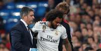 Marcelo deixou o campo no duelo contra o Viktoria Plzen  Foto: Paul Hanna / Reuters