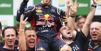 Vettel comemora o tricampeonato em Interlagos  Foto: Red Bull Content Pool