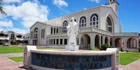 Catedral basílica del Dulce Nombre de Maria, em Guam, território dos Estados Unidos  Foto: Yongsuk Son / iStock