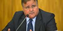 O ministro da Secretaria de Governo, Geddel Vieira Lima, anuncia medidas para reduzir gastos públicos  Foto: José Cruz / Agência Brasil