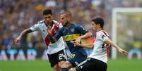 Boca e River empataram a primeira partida da final da Copa Libertadores da América em 2 a 2; jogo foi na La Bombonera  Foto: Marcos Brindicci / Reuters