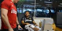 Rojas inicia recuperação no Reffis do CT da Barra Funda (Érico Leonan/saopaulofc.net)  Foto: Lance!