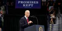 Governador da Fl&oacute;rida, Rick Scott, durante evento de campanha 31/10/2018   REUTERS/Carlos Barria   Foto: Reuters