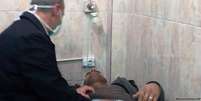 Mais de 100 vítimas foram tratadas com sintomas de ataque com gás de cloro, segundo autoridades sírias  Foto: DW / Deutsche Welle