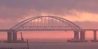 A general view shows a road-and-rail bridge, which is constructed to connect the Russian mainland with the Crimean peninsula, at sunrise in the Kerch Strait, Crimea November 26, 2018. REUTERS/Pavel Rebrov - RC1C9CFF8770  Foto: Reuters