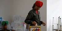 Soldada venezuelana vota em eleições municipais na Venezuela 09/12/2018 REUTERS/Marco Bello  Foto: Reuters