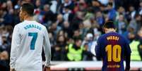 Os jogadores de futebol e adversários Cristiano Ronaldo (à esquerda) e Lionel Messi
23/12/2017
REUTERS  Foto: Reuters