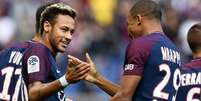 Neymar e Mbappé podem custar caro para o PSG (Foto: AFP)  Foto: Lance!