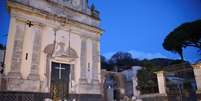 Igreja é vista danificada após terremoto na Sicília, Itália 26/12/2018 REUTERS/Antonio Parrinello  Foto: Reuters