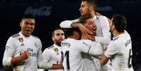 Jogadores do Real Madrid comemoram gol de Dani Ceballos contra o Betis  Foto: Marcelo Del Pozo / Reuters