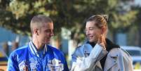 Justin Bieber e Hailey Baldwin em Los Angeles, Califórnia  Foto: Reuters