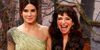 Diretora Susanne Bier e atriz Sandra Bullock na pré-estreia europeia de "Bird Box" em Berlim 27/11/2018 REUTERS/Fabrizio Bensch  Foto: Reuters