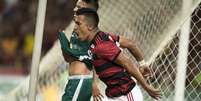 Uribe, do Flamengo, comemora seu gol na partida contra o Boavista, válida pela quarta rodada da Taça Guanabara, no estádio do Maracanã, no Rio de Janeiro, nesta terça-feira, 29.  Foto: JORGE RODRIGUES/ELEVEN / Estadão Conteúdo