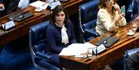 Simone Tebet, na sess&atilde;o de posse dos novos senadores  Foto: Ag&ecirc;ncia Senado / BBC News Brasil
