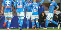 Napoli venceu mais uma atuando no San Paolo (Foto: Carlo Hermann / AFP)  Foto: Lance!