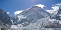 Um terço das geleiras do Himalaia pode derreter até o fim do século em razão das mudanças climáticas  Foto: Phurba Tenjing Sherpa / Reuters