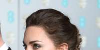 Kate Middleton usa joias que pertenciam a princesa Diana em Bafta Awards  Foto: Lia Toby/WENN.com / Reuters