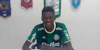 Vitão está com 19 anos e é um dos destaques da base do Palmeiras  Foto: Palmeiras/ Divulgação