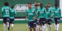 Jogadores do Palmeiras treinam na Academia de Futebol  Foto: CESAR GRECO/FOTOARENA / Estad&atilde;o