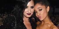 Ariana Grande dá resposta em fã que falou sobre sua amizade com Demi Lovato  Foto: Getty Images / PureBreak