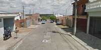 O crime ocorreu na rua Miguel Donofrio, no bairro Santa Angelina em São Carlos  Foto: Reprodução Google Street View / Estadão