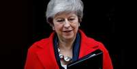 Primeira-ministra brit&acirc;nica, Theresa May, deixa resid&ecirc;ncia oficial em Londres
26/02/2019 REUTERS/Peter Nicholls  Foto: Reuters