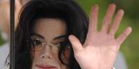 O artista Michael Jackson em Santa Maria, Califórnia
13/05/2005
REUTERS/Phil Klein   Foto: Reuters