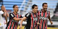 O jogador Pablo do São Paulo, durante comemoração do gol em partida contra a equipe do Bragantino, em jogo válido pela 10ª rodada do Campeonato Paulista de 2019, realizada no Estádio Nabi Abi Chedid, em Bragança Paulista, interior do estado de São Paulo, na tarde deste domingo (03).  Foto: EDUARDO CARMIM/AGÊNCIA O DIA / Estadão Conteúdo