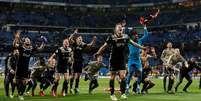 Ajax vence o Real Madrid por 4 a 1 em pleno Bernabéu e avança para as quartas de final da Liga dos Campeões   Foto: Susana Vera / Reuters