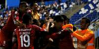 Jogadores do Internacional comemoram o gol de Rafael Sóbis, que garantiu a vitória do clube gaúcho na estreia da Libertadores  Foto: Rodrigo Garrido / Reuters