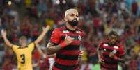 Gabigol estava em posição irregular no primeiro gol do Flamengo contra o Madureira  Foto: Alexandre Durão / Gazeta Press