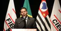 O Vice-presidente da República, Hamilton Mourão, participa de reunião com diretores da Federação da Indústria do Estado de São Paulo (Fiesp), presidente de sindicatos e empresários de diversas áreas, na sede da Federação, no centro da capital paulista, nesta terça-feira (26). Mourão foi recebido pelo Presidente da Fiesp, Paulo Skaf, que declarou apoio ao governo de Jair Bolsonaro para aprovar a Reforma da Previdência e outras mudanças, como a reforma tributária.  Foto: Nilton Fukuda / Estadão