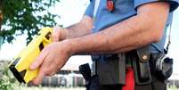 Polícia da Itália usará armas de choque elétrico em junho  Foto: ANSA / Ansa - Brasil